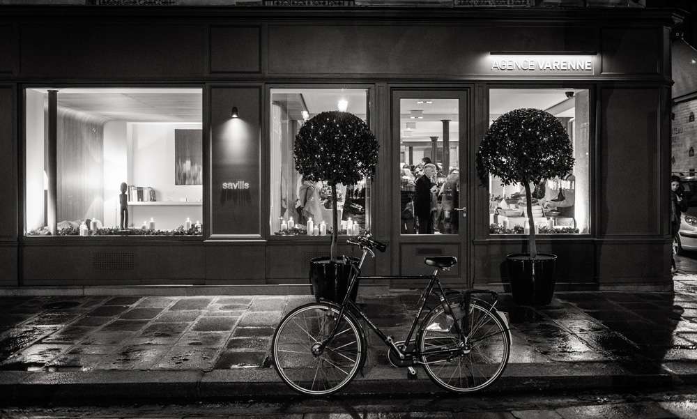 velo place saint sulpice de nuit