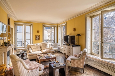 Picture of property: Charming pied-à-terre 7