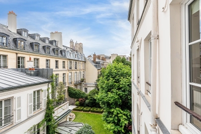 Picture of property: Ideal pied-à-terre 11