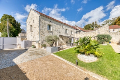 Picture of property: Village house built in stone  16