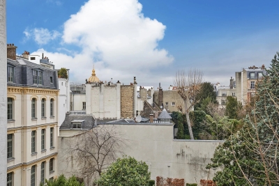 Picture of property: Charming pied-à-terre 7