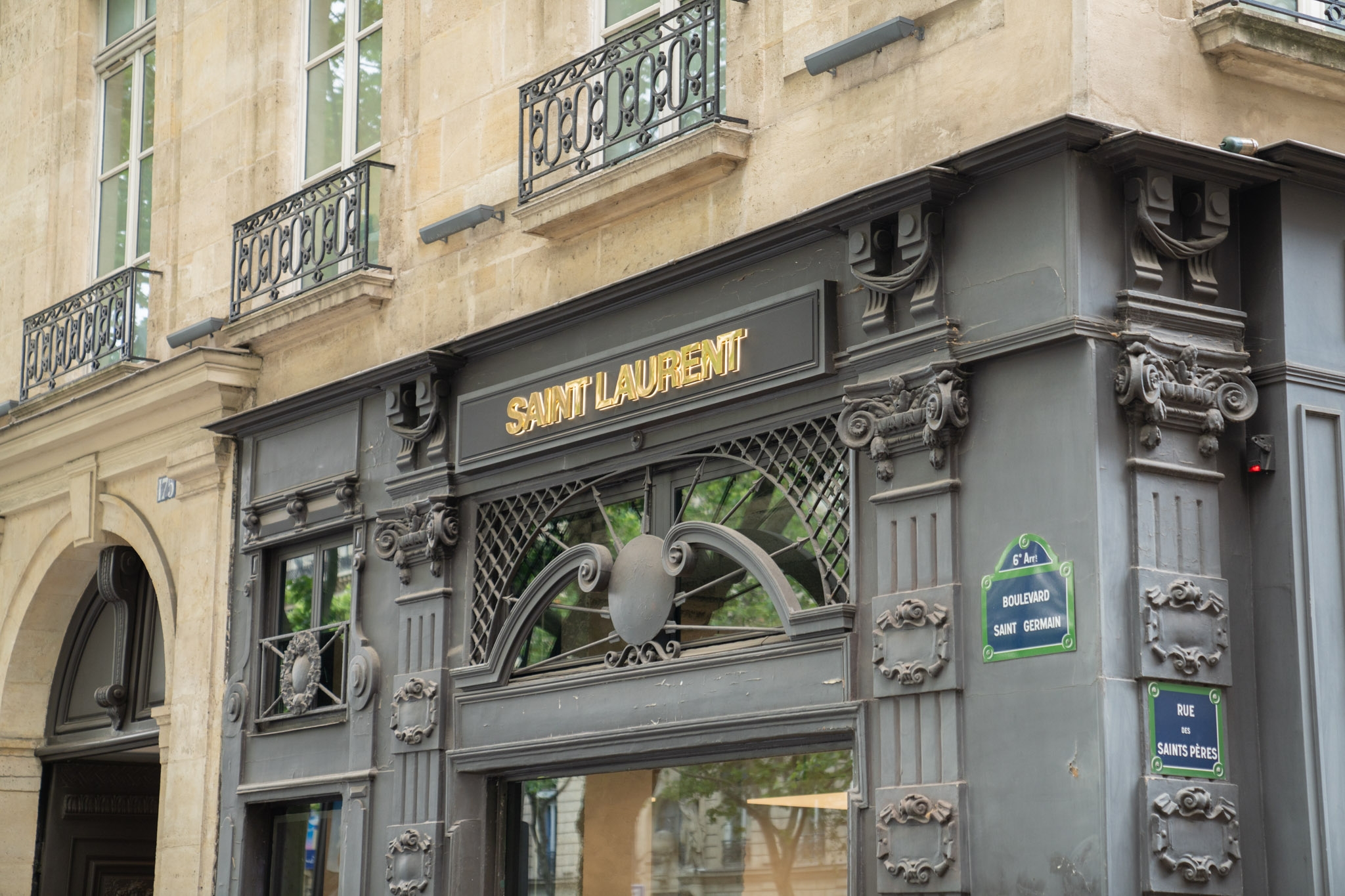 Saint Laurent boutique boulevard Saint Germain Paris